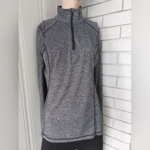 Top - Light Weight - Long Sleeve- Size: M - HEAD